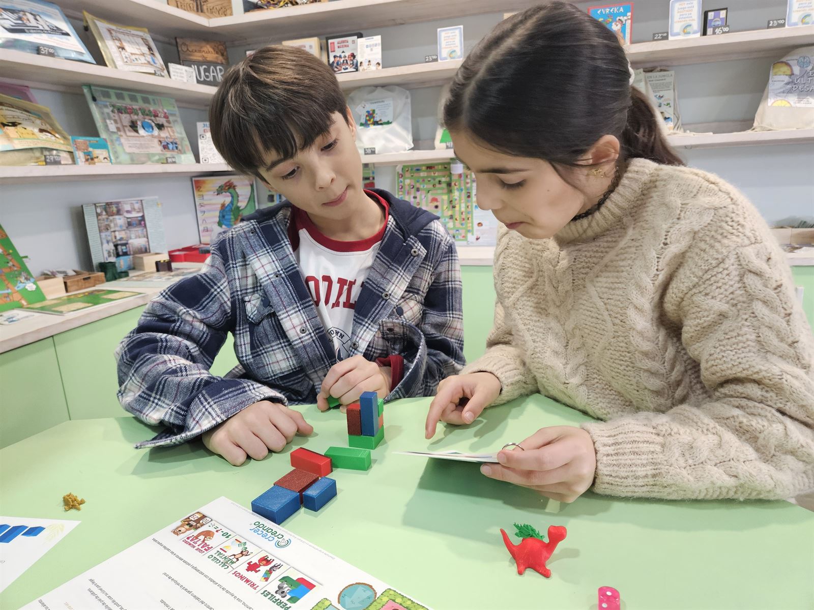 PERDIDOS EN LA JUNGLA. Juego de mesa de aventura matemática para todas las edades - Imagen 4