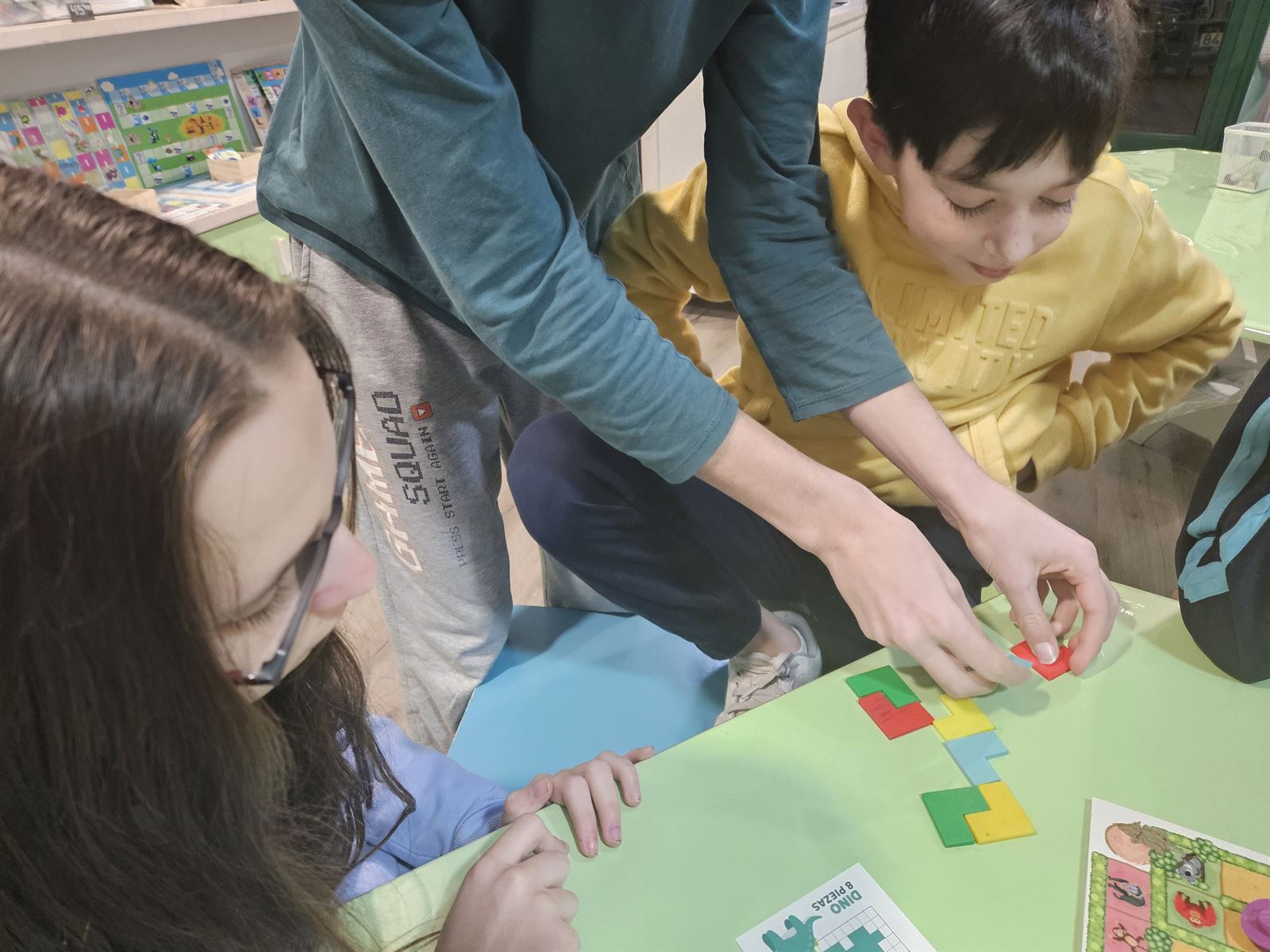 PERDIDOS EN LA JUNGLA. Juego de mesa de aventura matemática para todas las edades - Imagen 5